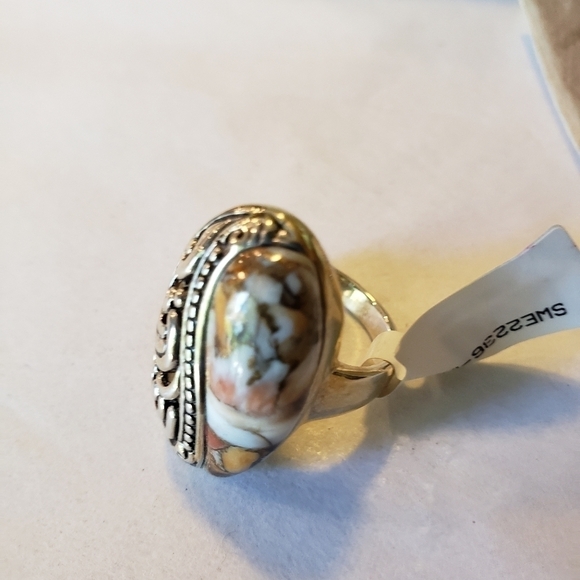 Jtv Spiny Oyster Ring And Earrings NWT - Picture 11 of 14